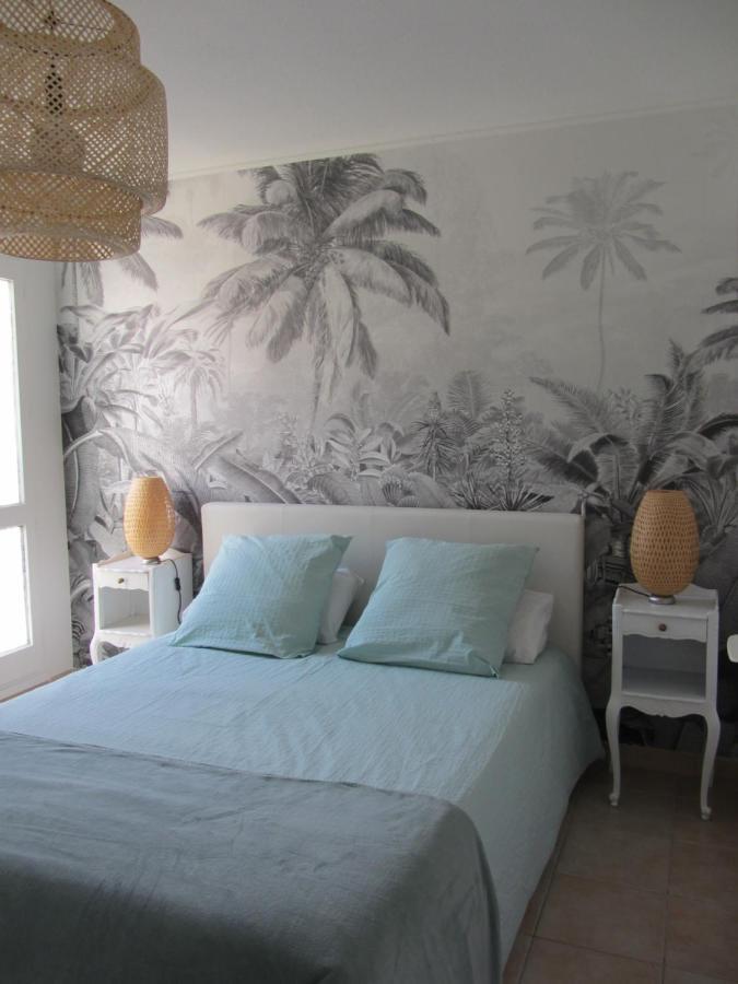 Appartement Les Cigales Rez De Jardin A 10Mn Des Plus Belles Plages Ιέρ Εξωτερικό φωτογραφία